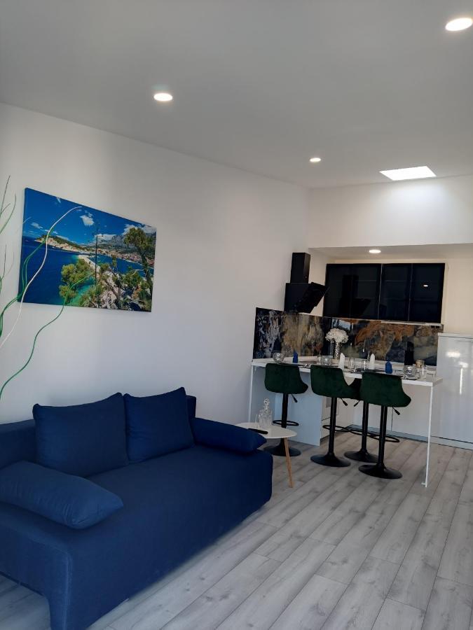 Apartman Lux Макарска Екстериор снимка