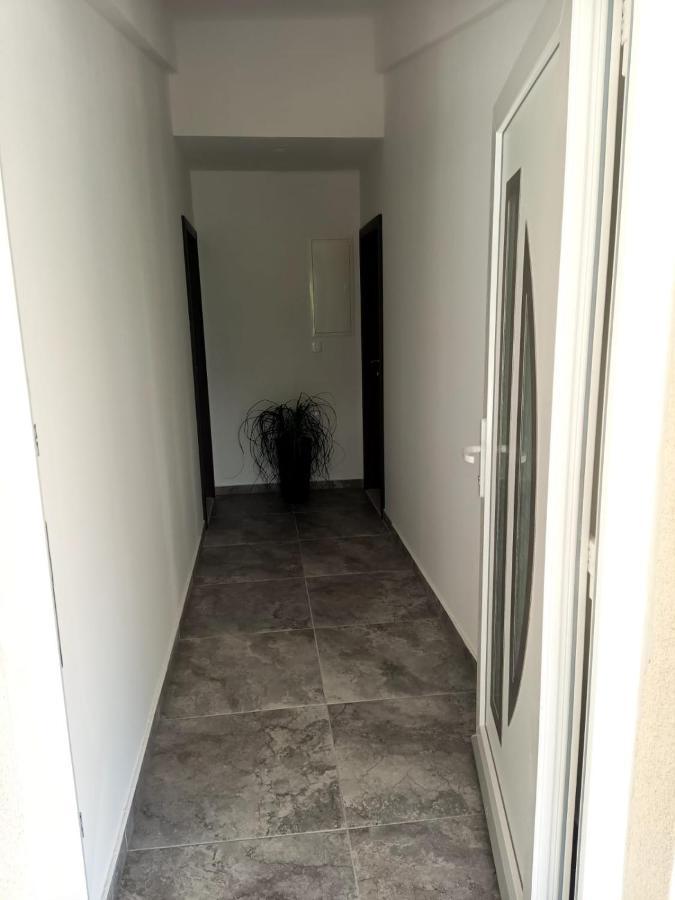 Apartman Lux Макарска Екстериор снимка