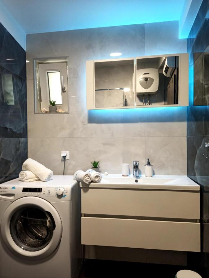 Apartman Lux Макарска Екстериор снимка