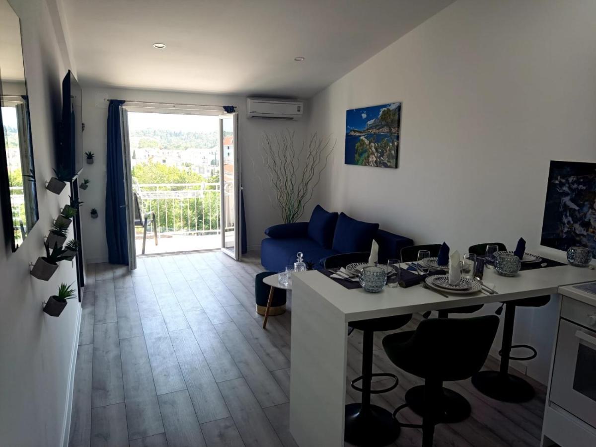 Apartman Lux Макарска Екстериор снимка