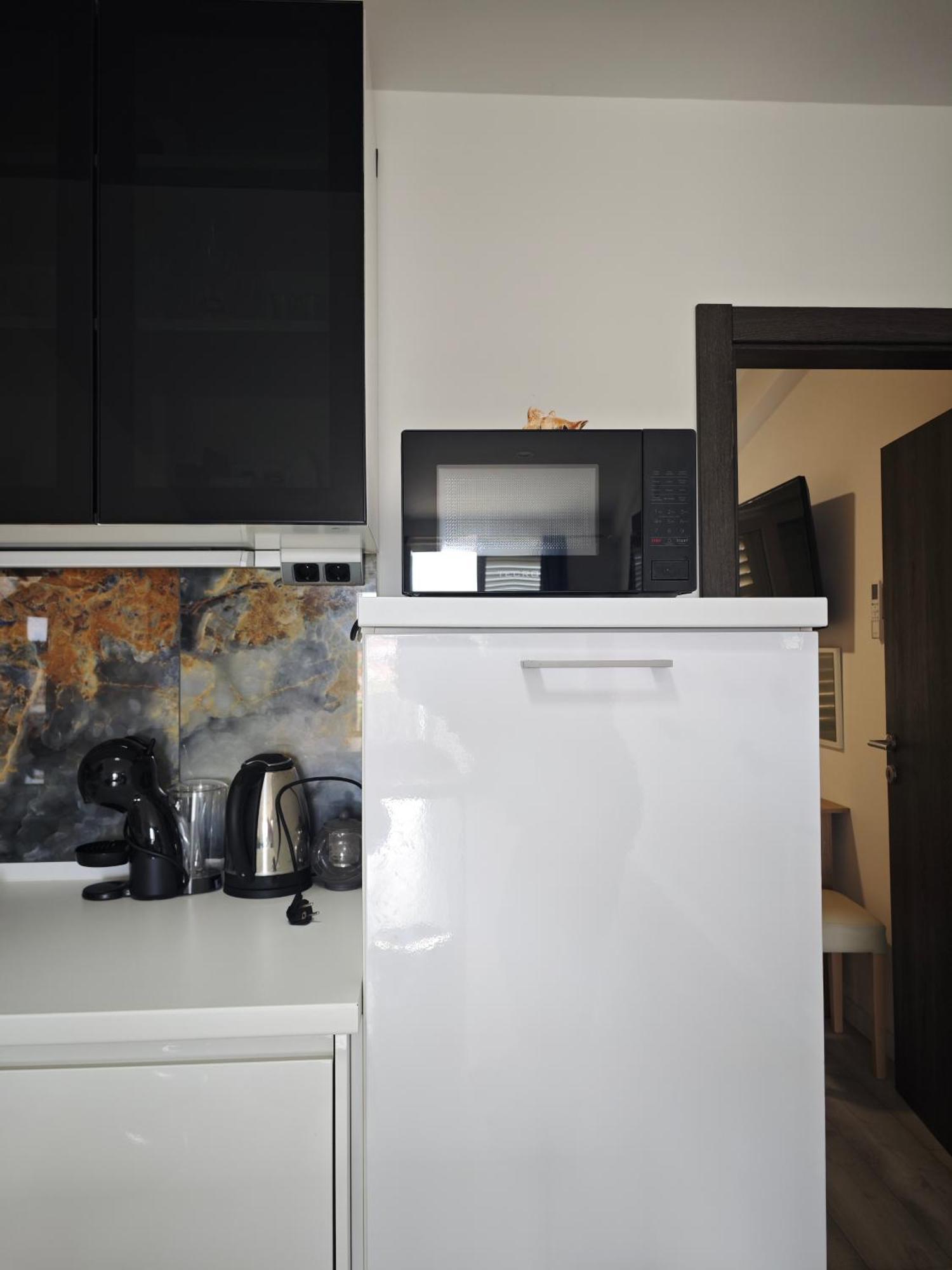 Apartman Lux Макарска Екстериор снимка