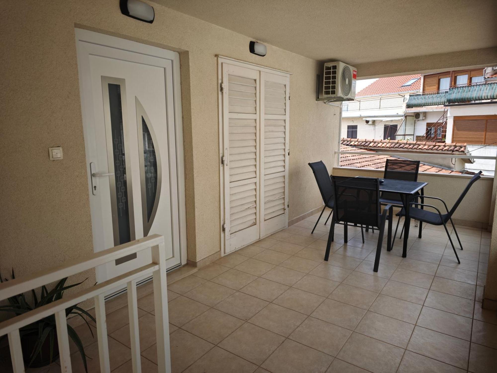 Apartman Lux Макарска Екстериор снимка